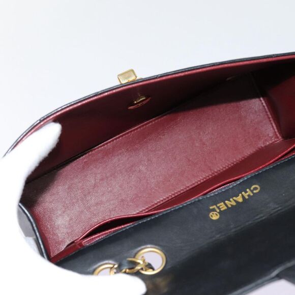 Chanel Single Flap Black Leather Shoulder Bag (Pre-Owned) - Picture 5 of 16